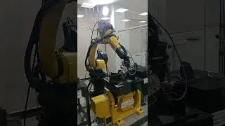 #robot #roboticsautomation #roboticsystems #robotics #robotwelding #fanuc