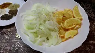 Маринованный лук с лимоном.