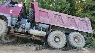 Татра сползла в кювет, вытаскиваем.