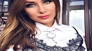 Любой бы согласился на наручники с такой девахой