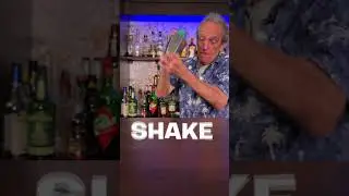 NEON IGUANA - Weird, Whacked or Wonderful? | Bar Talk & Cocktails