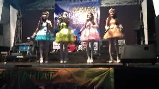 girls band sweet cake at pondok gede