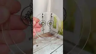 Серьги кольчужное плетение с фианитами оливковогово цвета💚