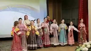У нас Лёнечка беленькай (хороводная песня Алтайского края)