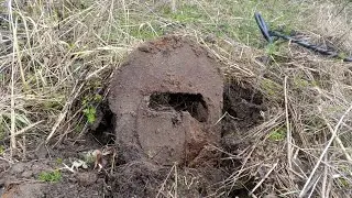 Где копать лучше?Вдоль бескрайних полей или на заброшенной деревне?