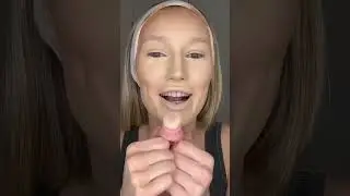 MEREDITH DUXBURY TRIES VIRAL BLUSH