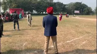 GIRLS RACE