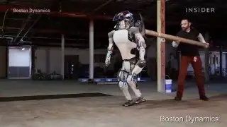 Чувак отгрузил лещей роботу)))