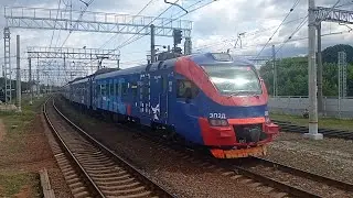 Электропоезд ЭП2Д-0033 «РЭКС» №7175 «Москва(Курский-Вокзал)-Крутое».