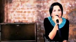 Andrea Corr - Tinseltown In The Rain (Live)