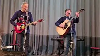 Собаки играют в покер. В.Поляков,  А.Витаков