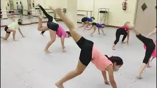 Classe José Limón Dansa Contemporània
