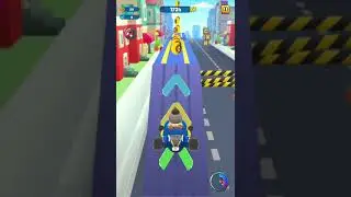Playing CKN toy car hero run