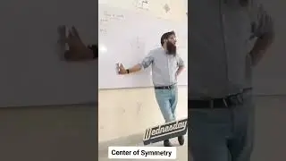 Center of symmetry