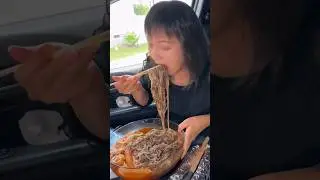 I CAUGHT MY ASIAN MOM MAKING COLD WATER NOODLES WHILE DRIVING 