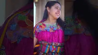 Desde la ciudad de Quetzaltenango la señorita baila al ritmo de "Amores Prohibidos" de Eugenio Pedro