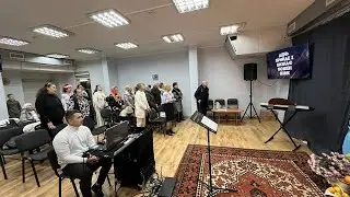 Святкове богослужіння церкви Перехрестя у двох локаціях (27.10.25)