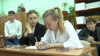 Школьники Реутова сдали первый ЕГЭ 31.05.23