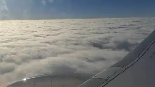 Ныряю в облака.