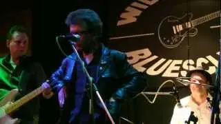 Shakin' All Over - Steve Hooker ft. Little Steve