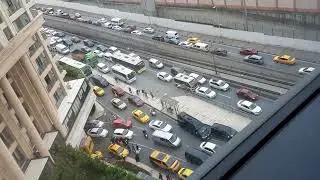 Arabaların korna sesi