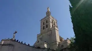 Авиньон, Папский дворец