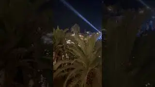 Вайбовая песня! ;) }}---}----O
