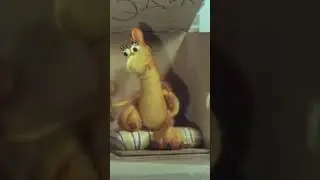 Дракоша был драконом и жил в мусорном ящике))