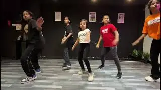 Nadiyon paar sajan ka thana song performance by little girls #dancevideo #janavikapoor