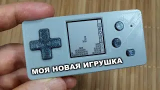 A miniature DIY game console (not an Arduino or Arduino board)