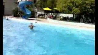 Tuffi in piscina - Pesche Isernia