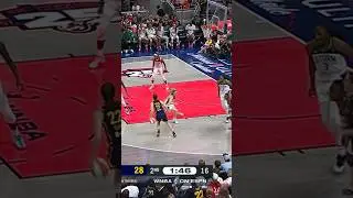 Caitlin Clark SMOOTH Step-Back Middy! 😮‍💨