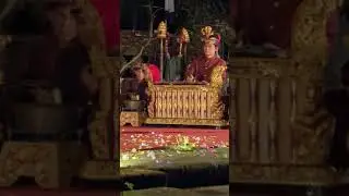 Legong Peliatan Dance - ARMA Museum Ubud, Bali