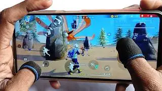 POCO X3 PRO : HANDCAM 💔 FREE FIRE 🔥 SOLO VS SQUAD GAMEPLAY