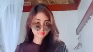 Gadis cantik dan seksi bikin mata lupa berkedip