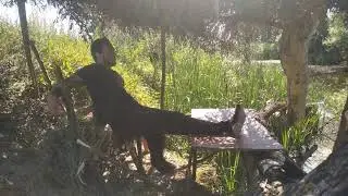 Построил столик с лавочкой