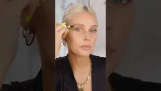Valentina Zenere: su truco para unas cejas perfectas