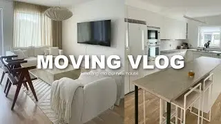 MOVING VLOG | moving into our new house