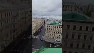 Вил из окон в центре Петербурга недвижимость старый фонд