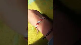 Armbänder knüpfen #shorts #art #basteln #knüpfen #jewlery #jewlerry #armband #bracelet 🐋🐳