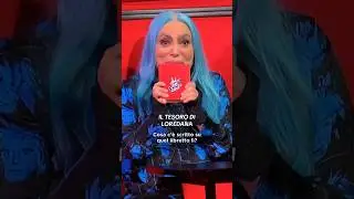 Ti voglio tanto bene Antonella Clerici… ma il libretto rosso è IL MIO TESSSSORO! 📕😈 #LoredanaBertè