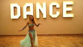 Nargiza dancer  improvisation belly dance at a winter party with Kira Lebedeva (Habibi Lal)
