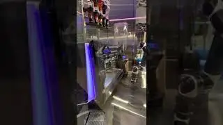 Робот делает кофе в Минске