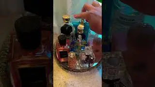 What’s on your perfume tray this week? What are you loving? #fragrance #sotd