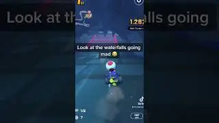The waterfalls on Mario Kart going mad 😂