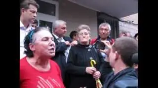 Бунт под Николаевом: жители рассказали, почему пошли на штурм райотдела