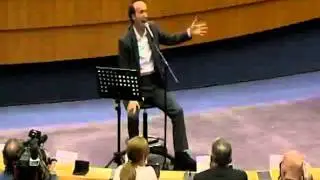 Benigni  Show a Bruxelles, intervento al parlamento europeo