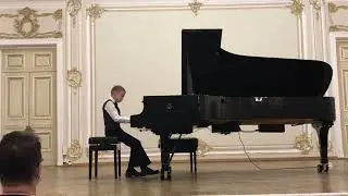 Сибелиус «Этюд». Исполняет Никифор Киржацкий