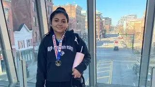 Nicaragüense Hondureña ... gana medalla oro en Volleyball en USA