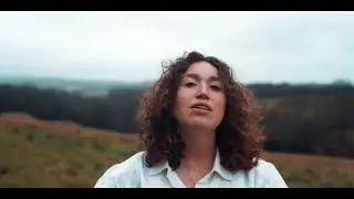 Marie Naffah - Run Away With Me (Official Visualiser)